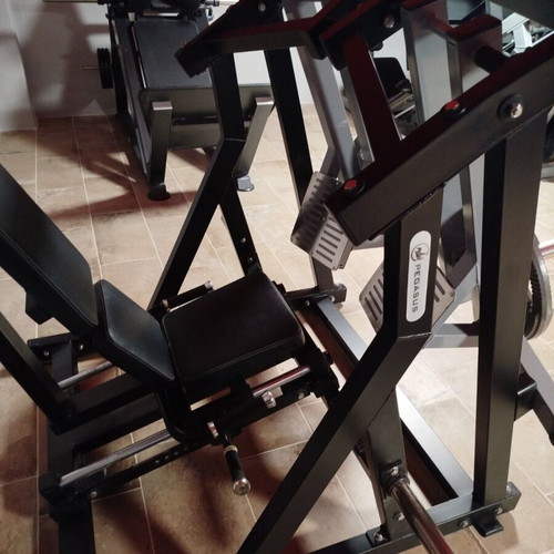 Horizontal angled press used, professional heavy-duty construction