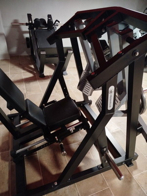 Horizontal angled press used, professional heavy-duty construction