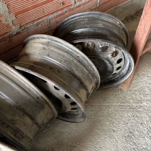 Aluminum rims used for Nissan Almera N16 185/60/15 set