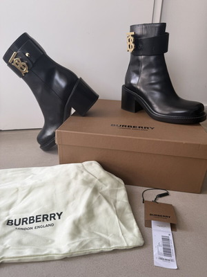 Burberry women's black leather ankle boots new