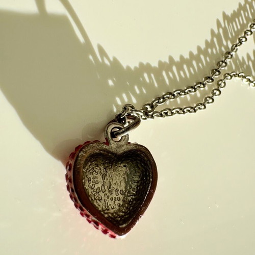 Phantasya heart pendant used with red stones