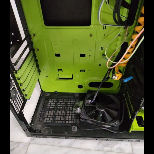 Sharkoon computer case without fans