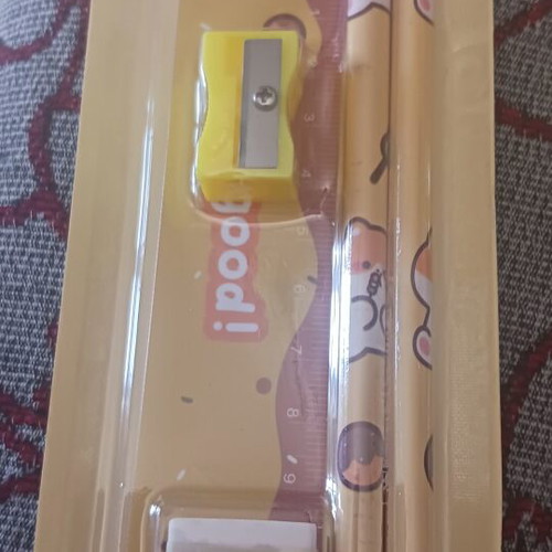 Stationery set with animals, 2 pieces, new, yellow