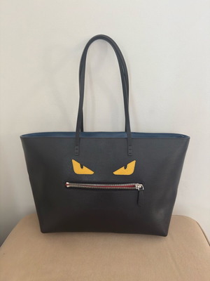 Τσάντα ώμου Fendi Bag Bugs Monster Eyes μαύρη σαν καινούργια