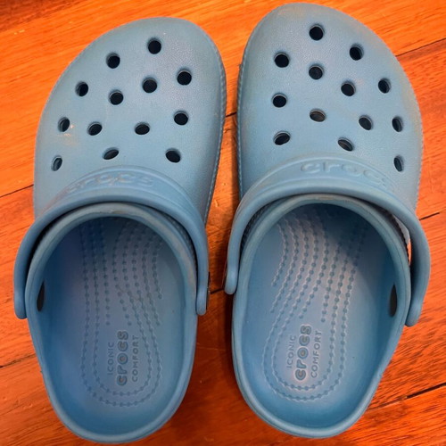 Crocs kids blue C10 shoes size 27-28