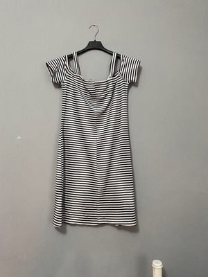 Striped dress used, size L, black, Bershka