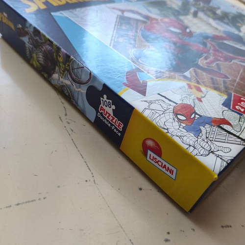 Marvel Spiderman double-sided children's puzzle 108 pieces like new