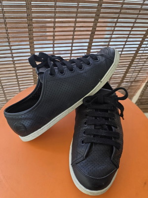 Camper leather casual shoes size 41, black