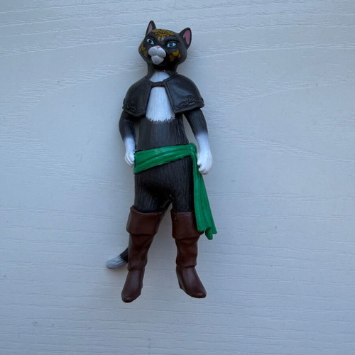 Puss in Boots Kitty Softpaws figure used