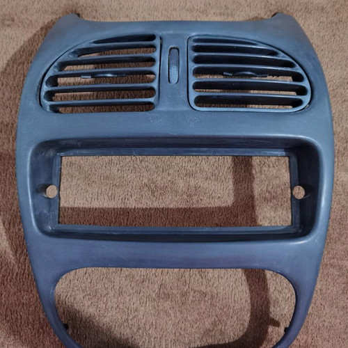 Peugeot 206 middle air vent refurbished