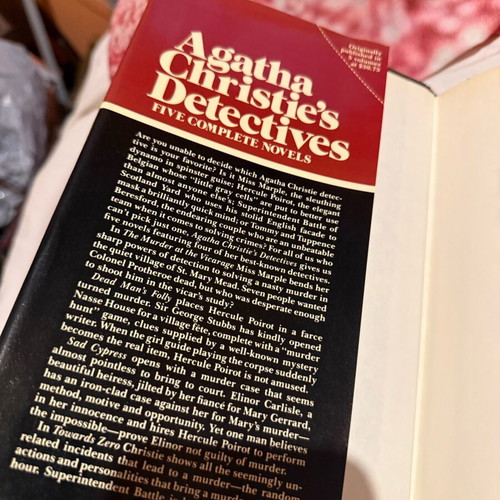 Agatha Christie’s Detectives Five Complete Novels hardcover like new
