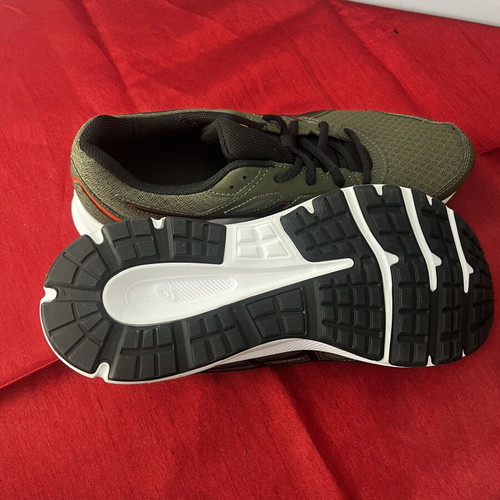 Asics Gel Athletic Shoes size 41.5 new without tags, never used