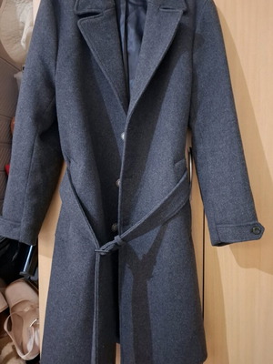 Unisex wool vintage coat in gray color like new