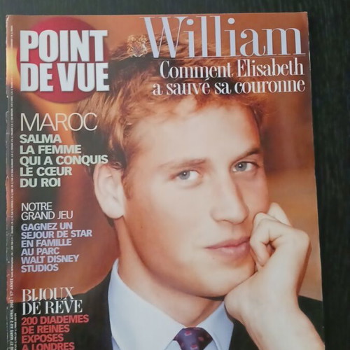 Royal Magazine Point de Vue August 2002