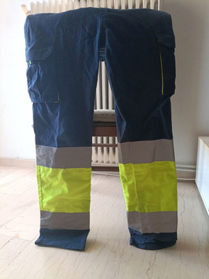 Work Pants set of 3 lightly used, size medium