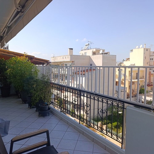 Balcony child safety railings used, white, 17m length