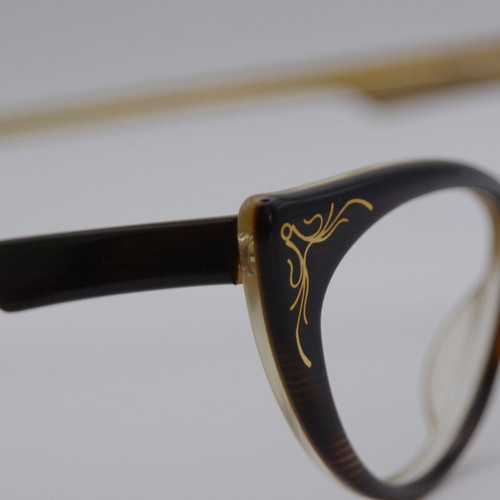 Jessica Roger Rabbit 2 Vintage Eyeglasses Brown Hand Crafted in Italy, new