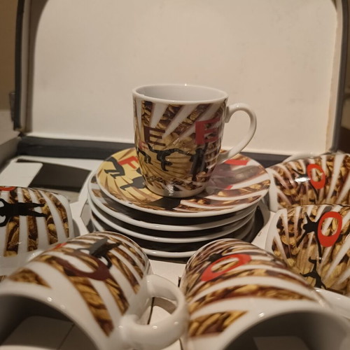Coffee and tea cups set, like new, pack of 12