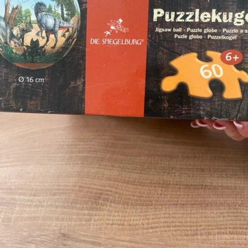 Puzzle ball like new