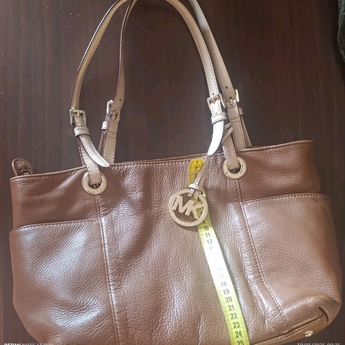 Michael Kors handbag like new, brown soft leather