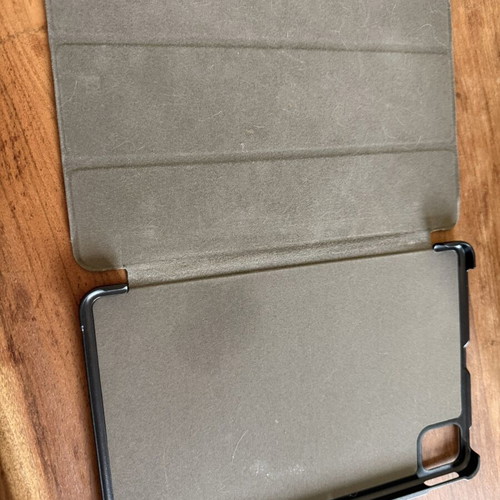 TCL Tab10 S tablet like new with wireless keyboard and mouse