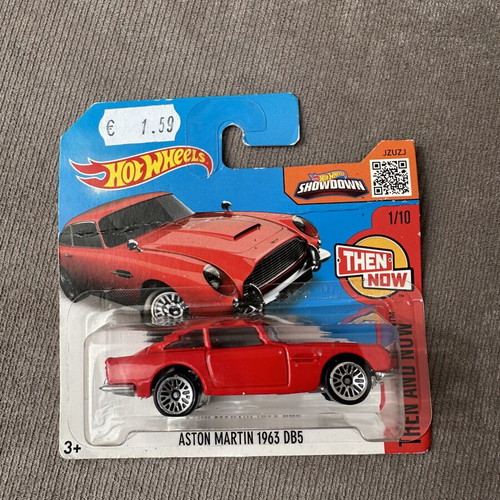 Hot Wheels Aston Martin 1963 DB5 diecast car
