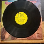 Vinyl record used, excellent condition