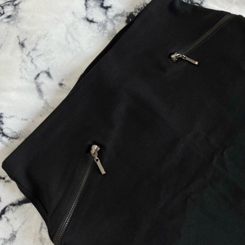 Black skirt size M, excellent condition