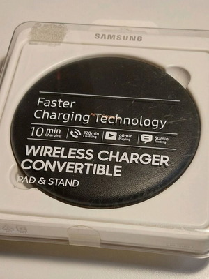 Samsung wireless charger EP-PG950 used, pad & stand