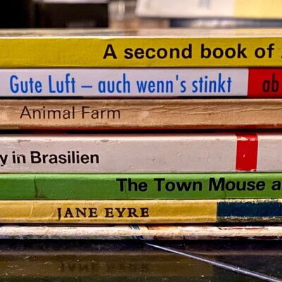 Pack of 7 educational and children's books used, English and German