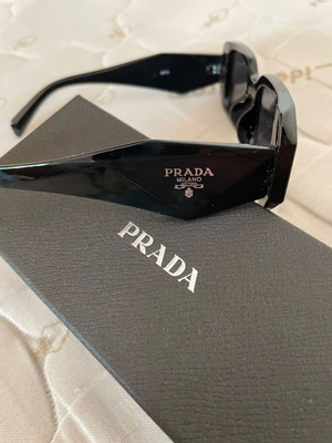 Prada sunglasses with elegant modern design