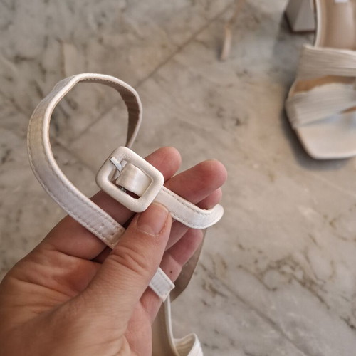 Sandals new, white and beige, size 38, platform style