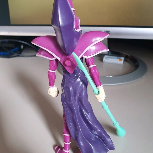 YuGiOh! Dark Magician figure used with scepter