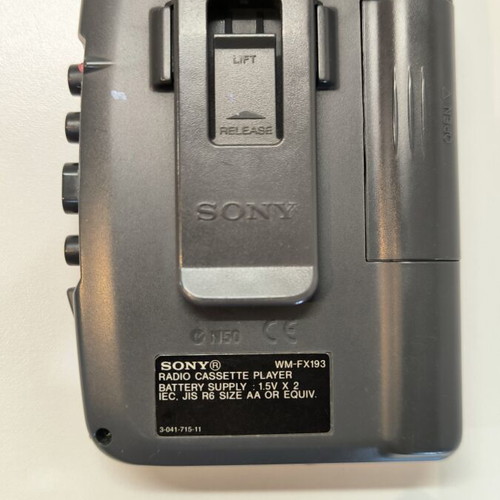 Sony Walkman WM-FX193 portable cassette player used, FM/AM radio