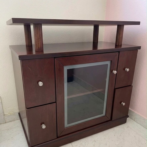 Vintage TV stand like new