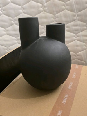 Black ceramic vase with modern design like new