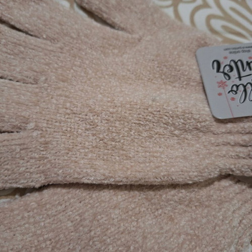 Beige chenille gloves new