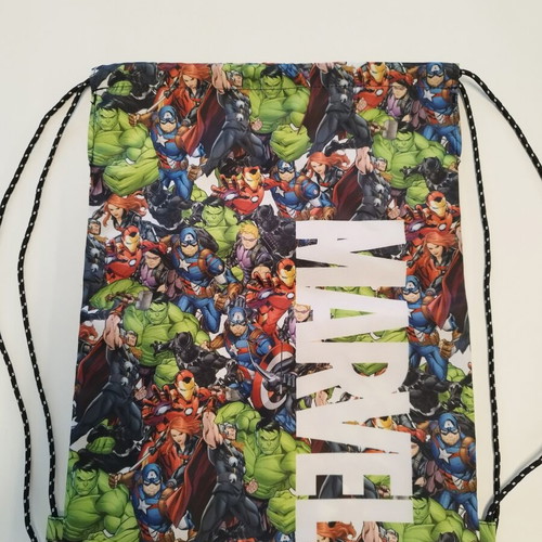 Marvel drawstring bag from H&M like new, colorful