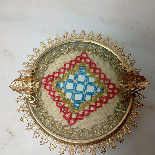 Vintage ashtray set with handmade embroidery like new