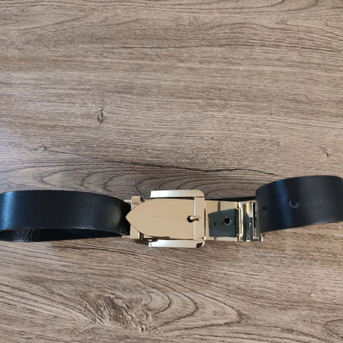 ZARA Leather Belt Used With Gold Buckle And Metal Tip Size 85 Black