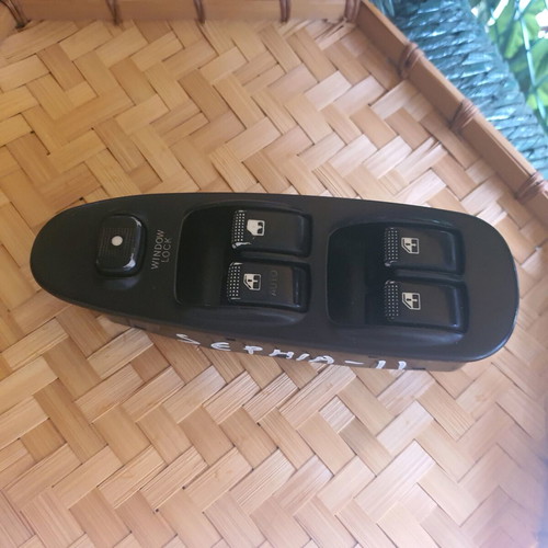 KIA Sephia window switch like new