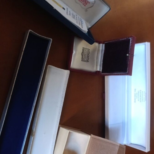Set of 4 jewelry boxes and 1 Cross pen case