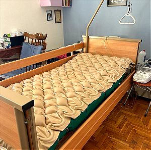 Κρεβάτι ηλεκτρικό νοσοκομειακό με στρώμα και δώρο το αερόστρωμα