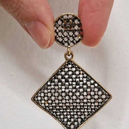 Dangling earrings new