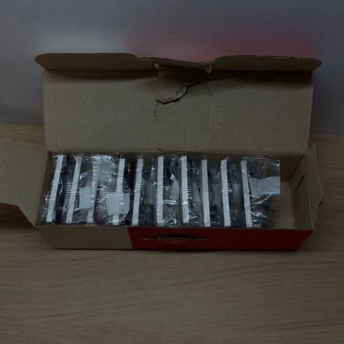 Legrand Perle 777810 switch plate pack of 10 new