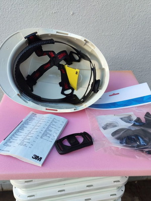 3M Work Helmet with Extra Safety Chin Strap GH4 3POINT New
