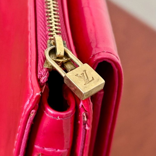 Louis Vuitton Mott Vernis shoulder bag like new, fuchsia