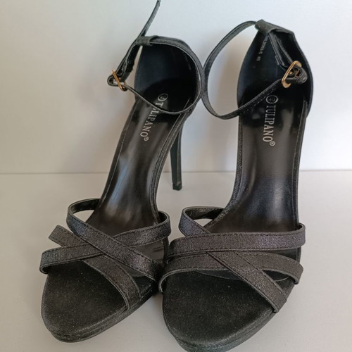 Tulipano black high-heeled sandals used with rhinestones and 11 cm heel, size 40