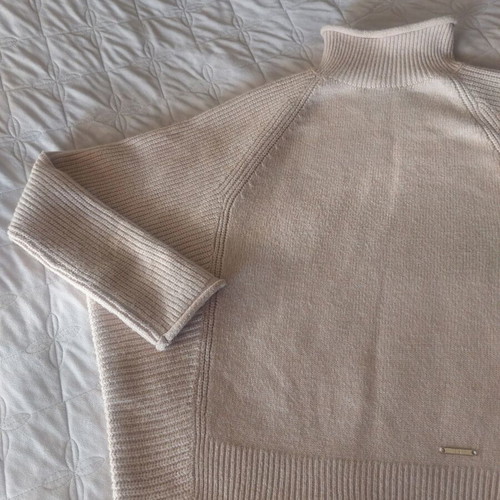 Beige soft River Island sweater S like new