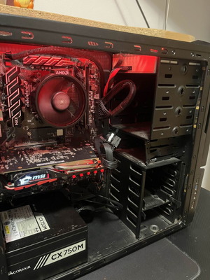 Gaming PC used Ryzen 5 16GB Windows 10 Pro without graphics card